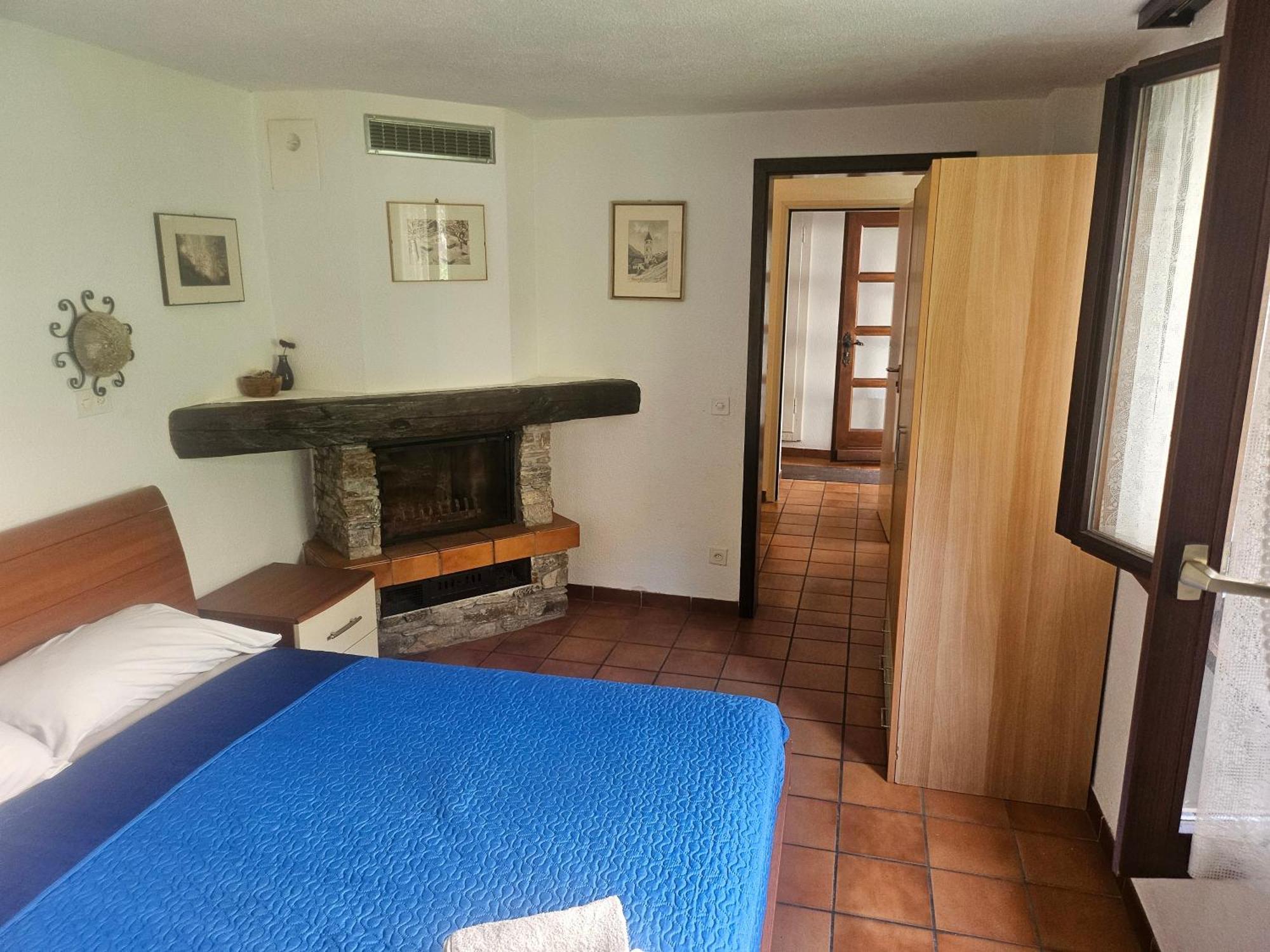 Hotel Pensione Serena Purasca Екстер'єр фото